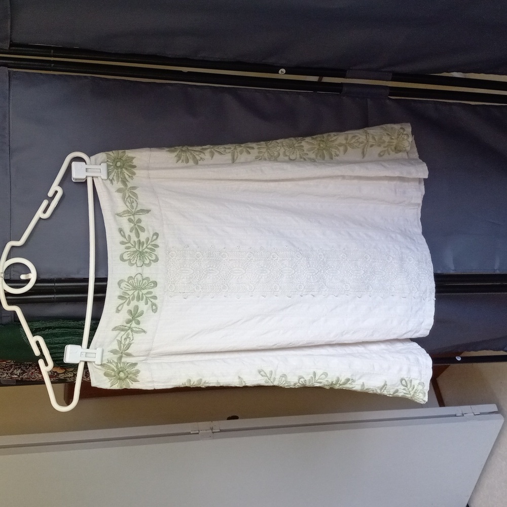 Ivory, lacy, embroidered knee length skirt
